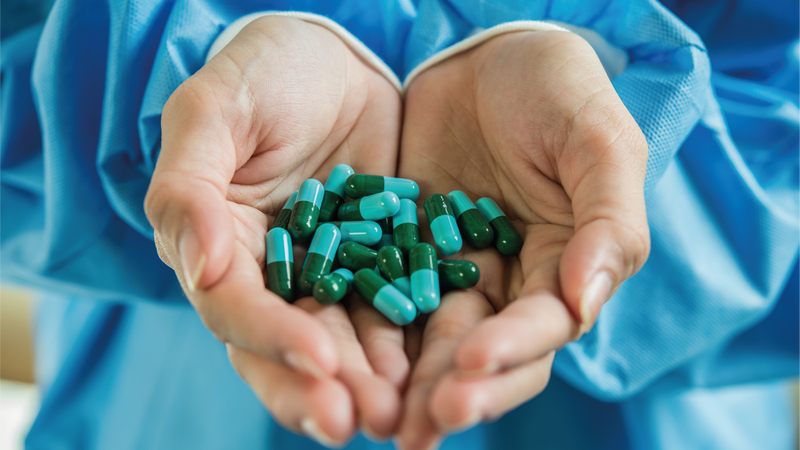 What Every Supplement Brand Needs to Know About Capsule Materials, Labeling, Colorants & Materials